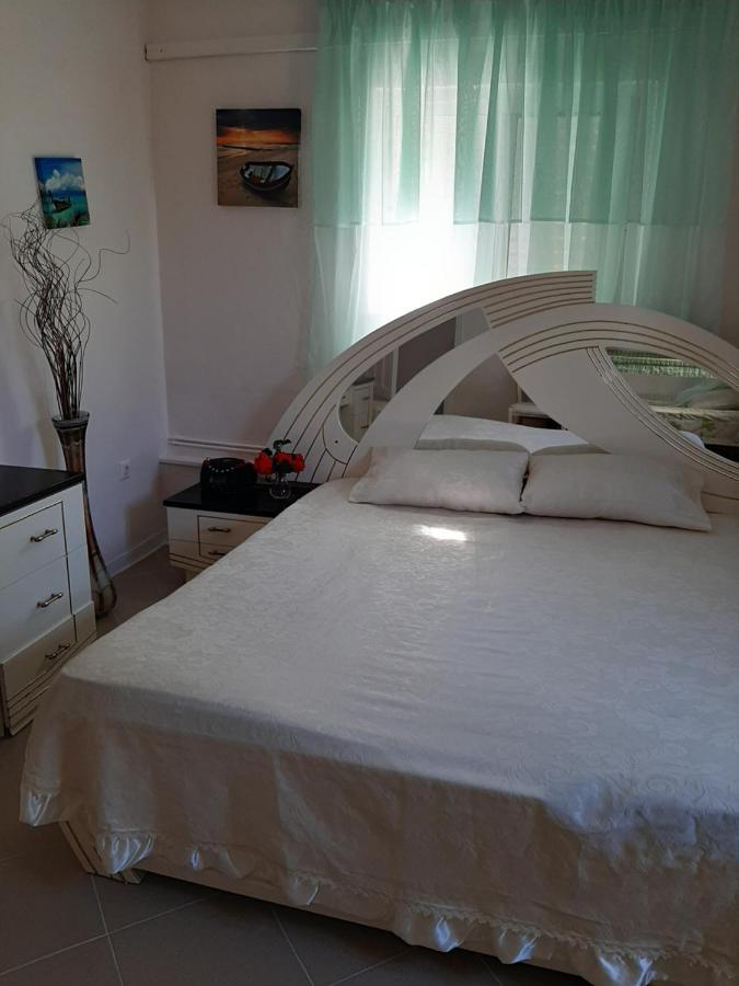 Cozy Flat In Nea Makri公寓 外观 照片