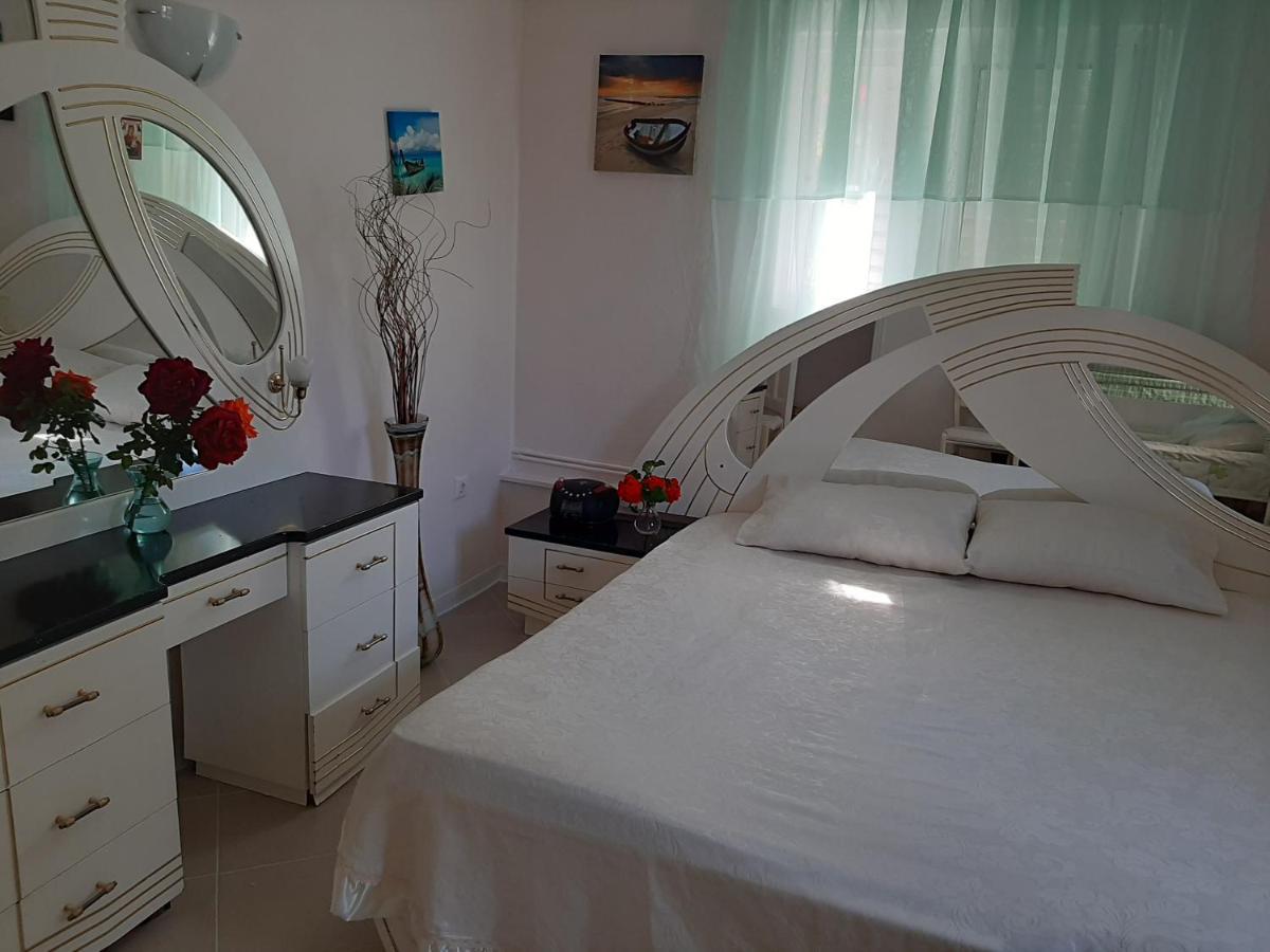 Cozy Flat In Nea Makri公寓 外观 照片