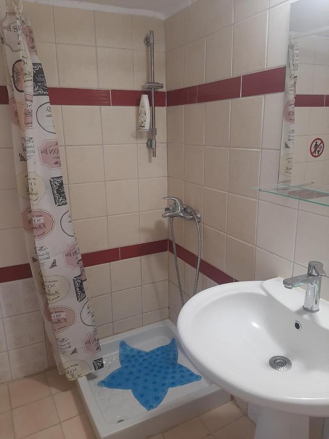 Cozy Flat In Nea Makri公寓 外观 照片