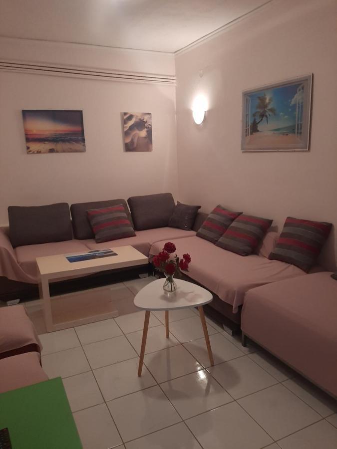 Cozy Flat In Nea Makri公寓 外观 照片
