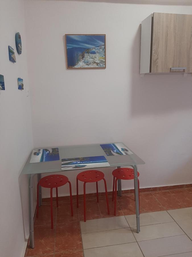 Cozy Flat In Nea Makri公寓 外观 照片
