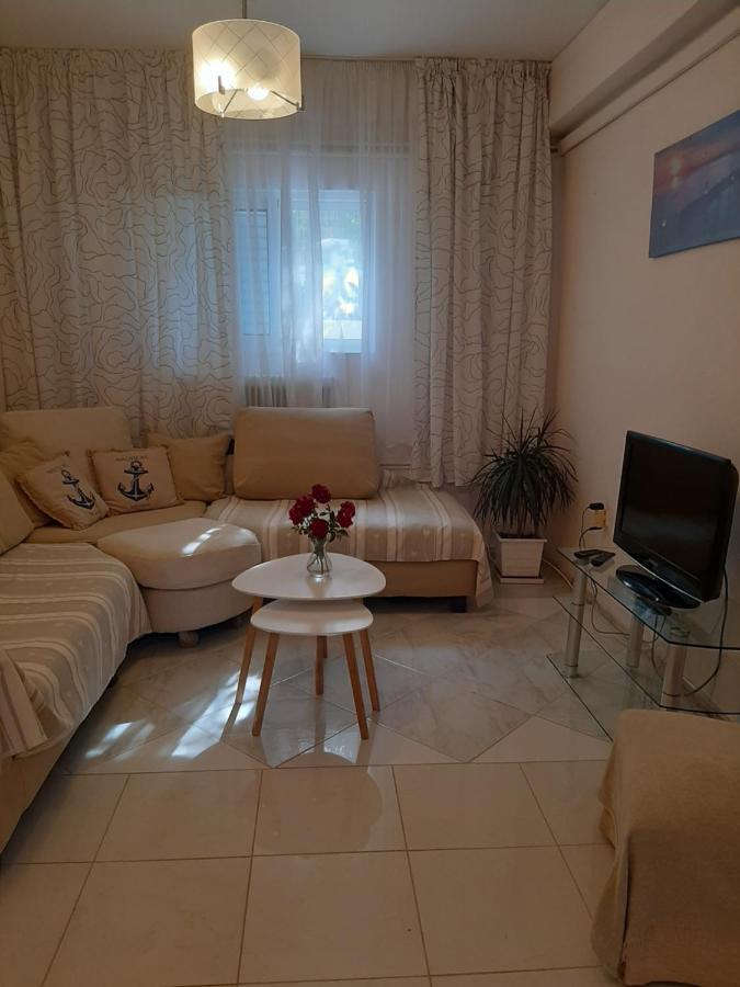 Cozy Flat In Nea Makri公寓 外观 照片